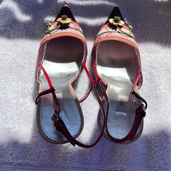 PRADA FLORAL SLINGBACK HEELS - Picture 7 of 16